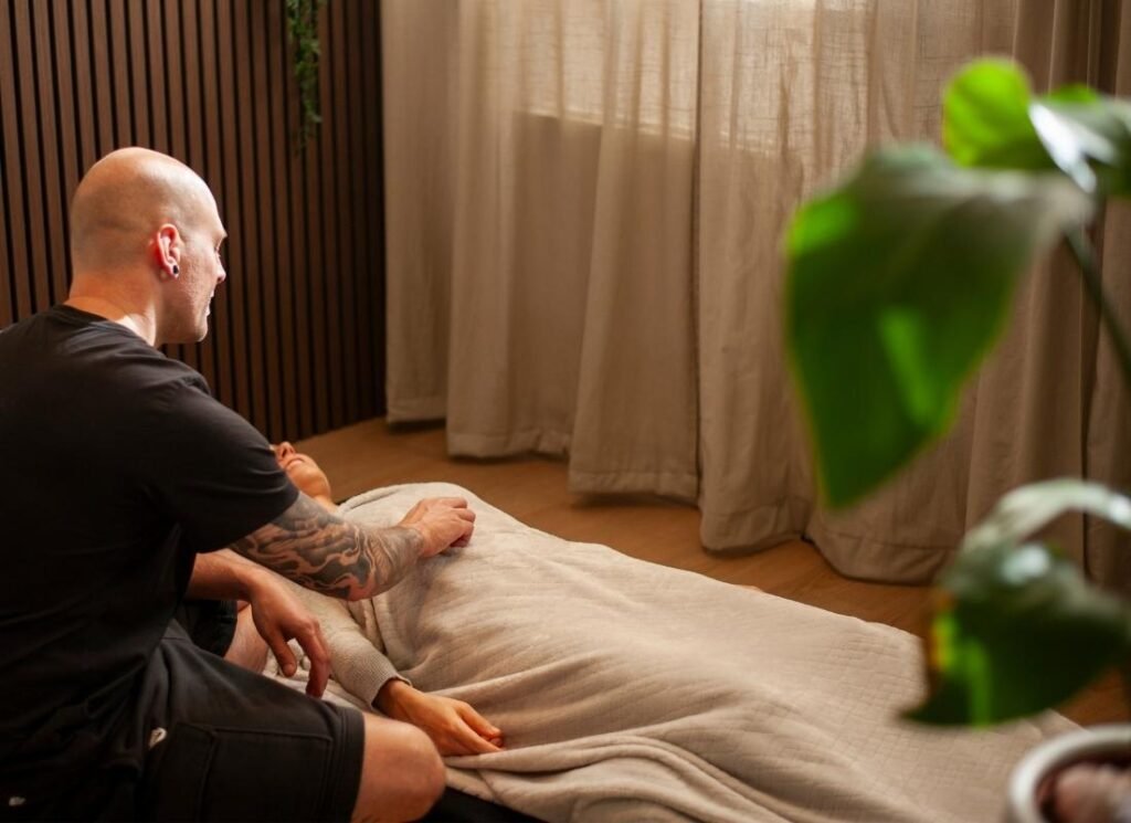 Metanoia breathwork vuurcupping cupping leeuwarden Ademwerk ademcoach leeuwarden friesland